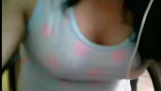 Sherilyn LIVE on 720CAMS.COM – Chinese milf teasing on cam
