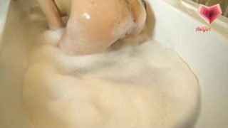 Luckiest Camera Man Ever! Photograph A Sexy Asian Model Nude In Hot Bath